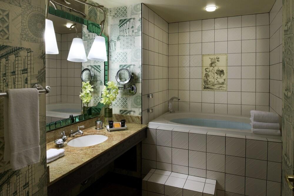 Hotel The Royal Sonesta Portland Downtown Extérieur photo