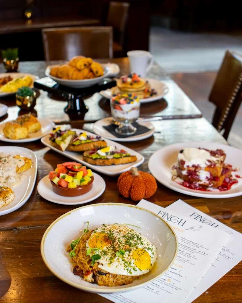 Hotel The Royal Sonesta Portland Downtown Restaurant photo